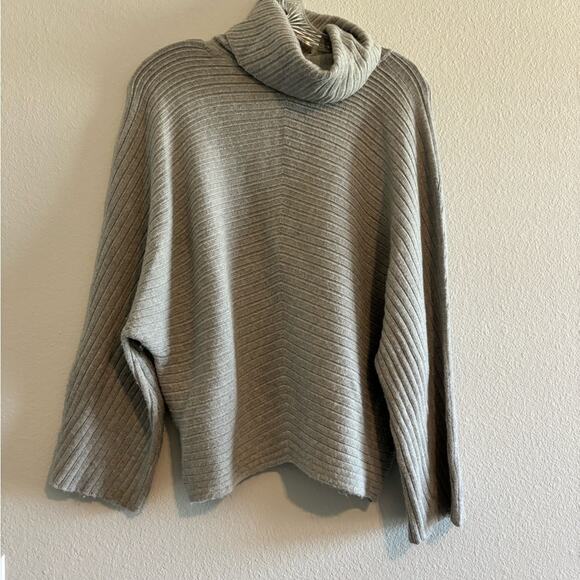 Anthropologie Moth Tisbury Grey Ribbed sweater size xs - Picture 3 of 3